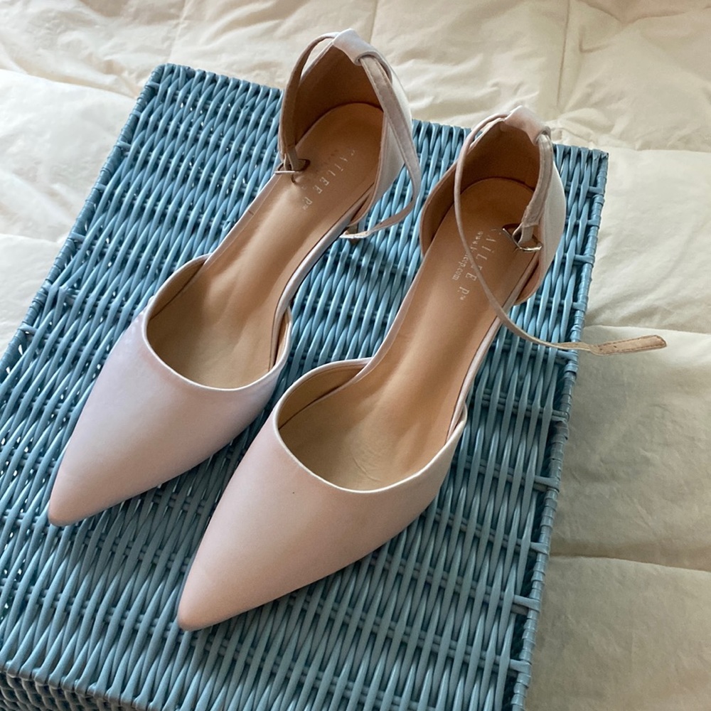 Kailee P White Wedding Pumps Satin Size 8